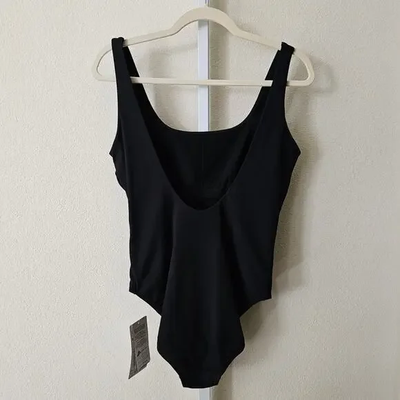 ATHLETA NWT Black Cloudbreak AquaRib Scoop Neck One-Piece Swimsuit Sz M - Picture 2 of 16